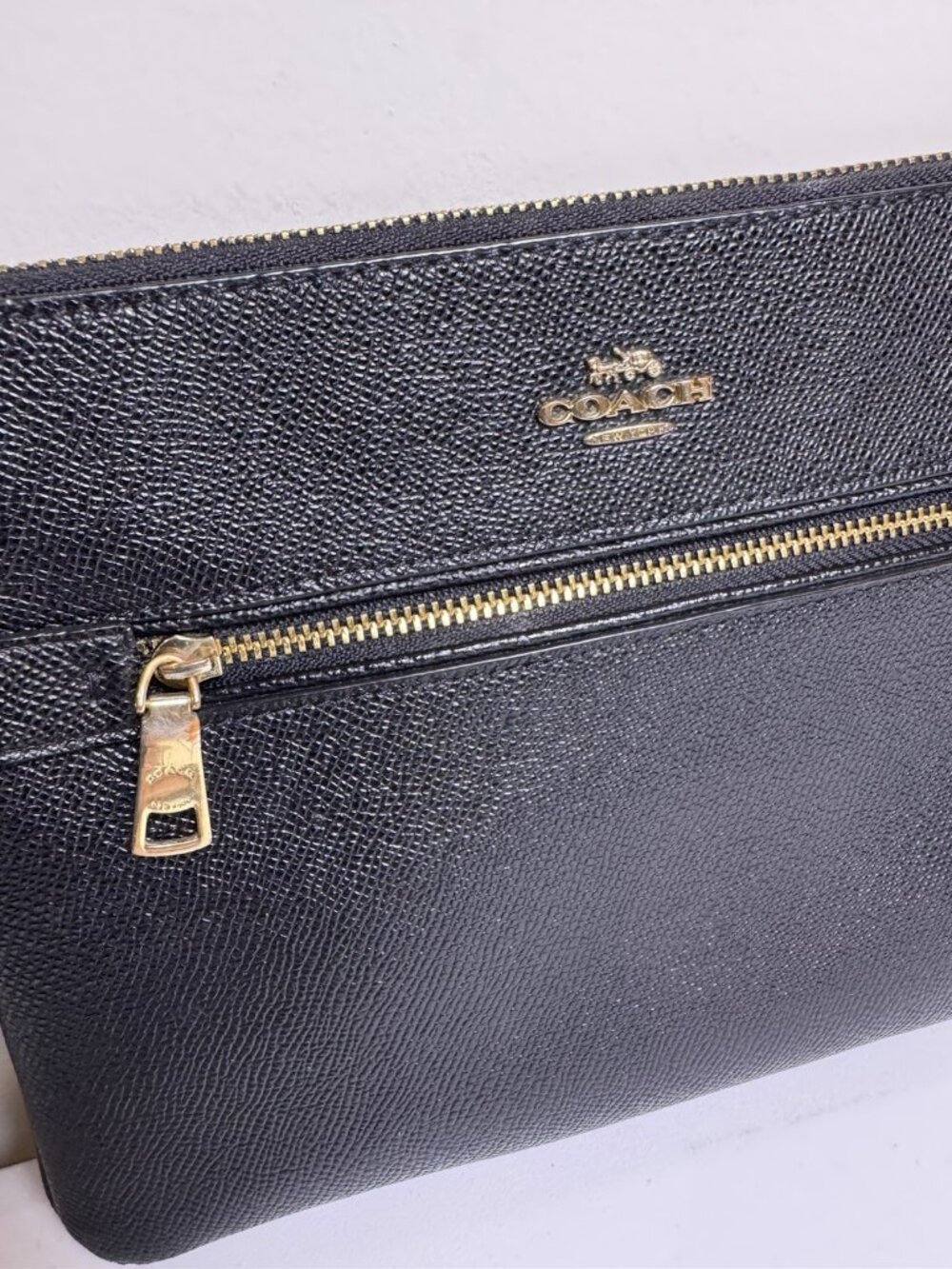 Coach Gallery Wristlet Pouch Clutch Black Cross Grain Leather F79895 Large